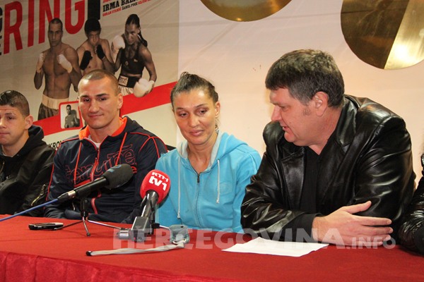 Boksački spektal u Mostaru:  “King of the ring”