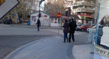 Razgovor dva Mostarca: Ta će ona, ta znam je ja