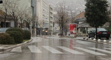 Danas u Hercegovini i zapadnom dijelu Bosne oblačno vrijeme, gdje rijetko može pasti malo kiše