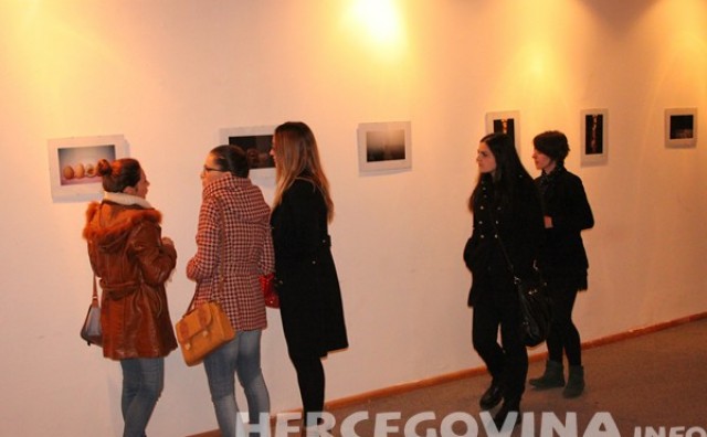 studentski zbor, Izložba, Mostar, Mostar sveučilište