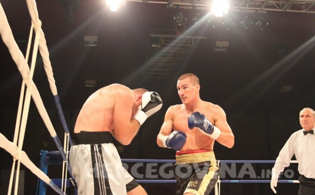 Emil Markić, boks, Mostar, Marin Čarapina, Emil Markić, boks