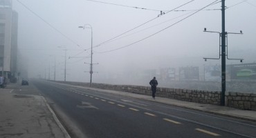 Kome federalni mediji prodaju sarajevsku maglu?