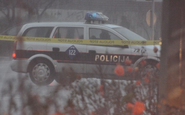 Nesvakidašnja prometna nesreća u Mostaru: Automobil udario u ljekarnu