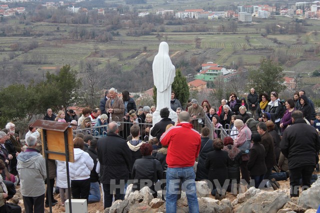 Međugorje: Kako vidioci vide Gospu