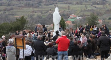 Međugorje: Kako vidioci vide Gospu