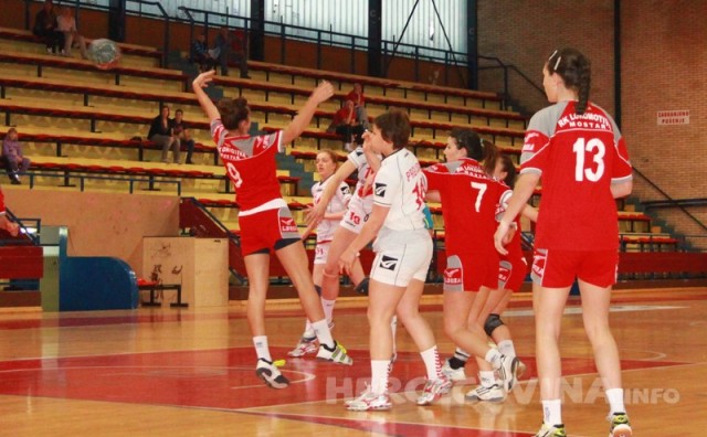 HŽRK Zrinjski, ŽRK Lokomotiva Mostar