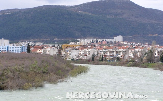  Trenutni protok vode kroz HE Mostar ne ugrožava stambene objekte i stanovništvo na području Grada Mostara