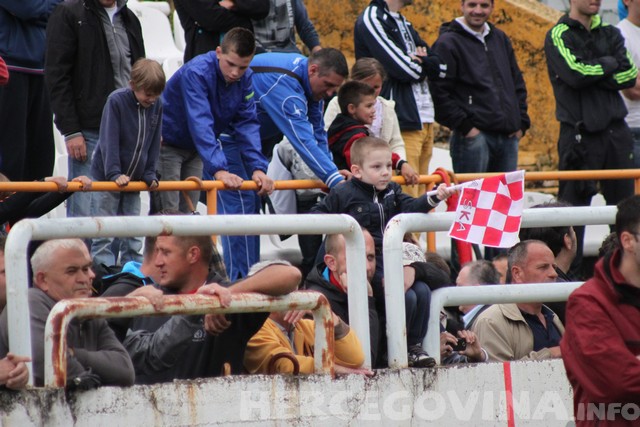 Vatreni u Mostaru