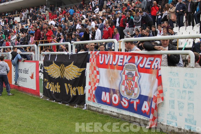 Vatreni u Mostaru