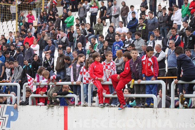 Vatreni u Mostaru