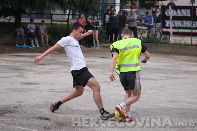 Turnir: "Volim te bola"
