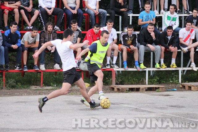 Turnir: "Volim te bola"