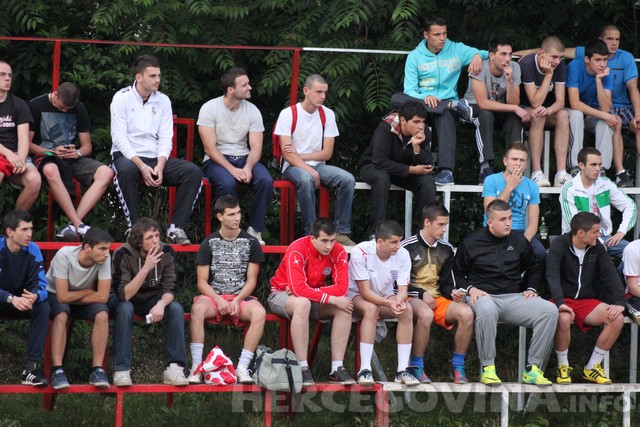Turnir: "Volim te bola"