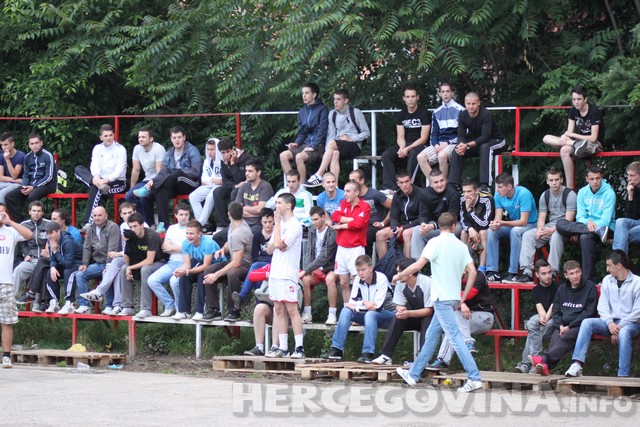 Turnir: "Volim te bola"