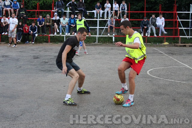 Turnir: "Volim te bola"