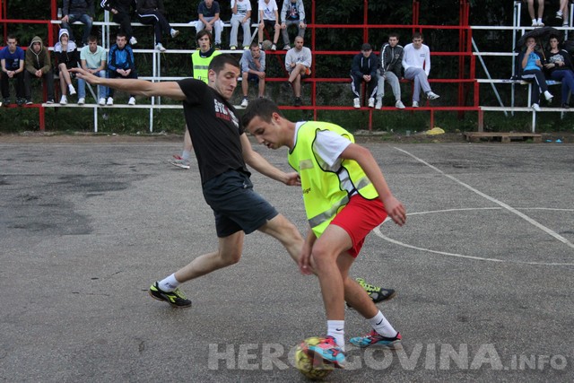 Turnir: "Volim te bola"
