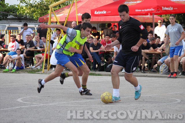 Turnir: "Volim te bola"