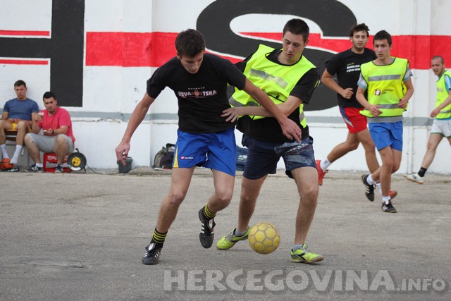 Turnir: "Volim te bola"
