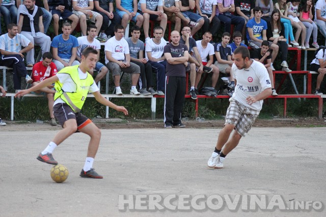 Turnir: "Volim te bola"