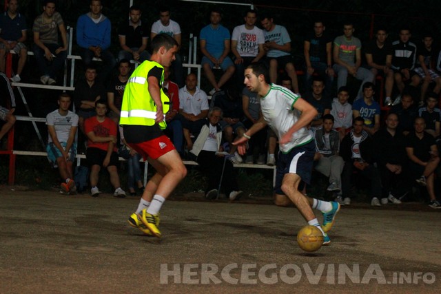 Turnir: "Volim te bola"