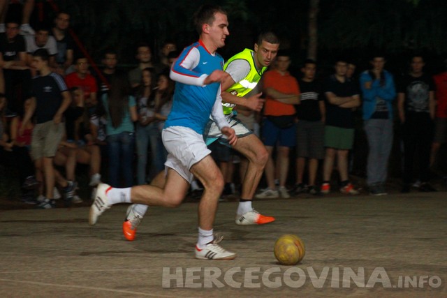 Turnir: "Volim te bola"