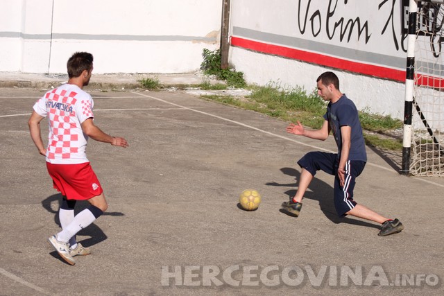 Turnir: "Volim te bola"