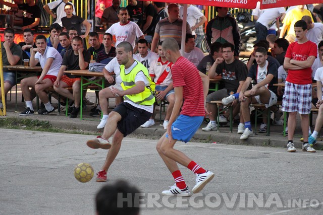 Turnir: "Volim te bola"