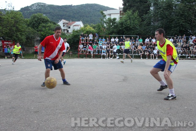 Turnir: "Volim te bola"