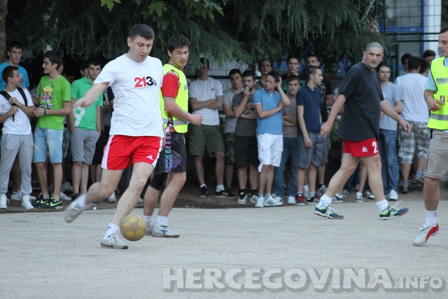 Turnir: "Volim te bola"