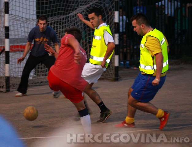 Turnir: "Volim te bola"