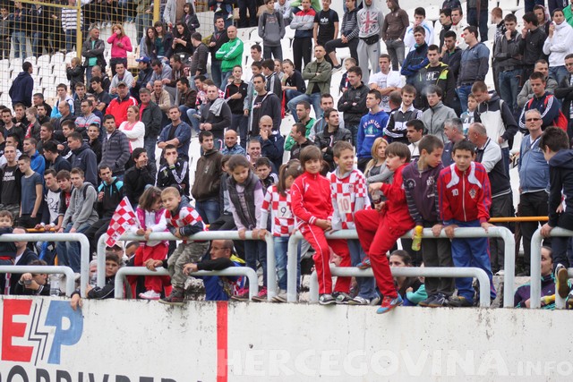 Vatreni u Mostaru