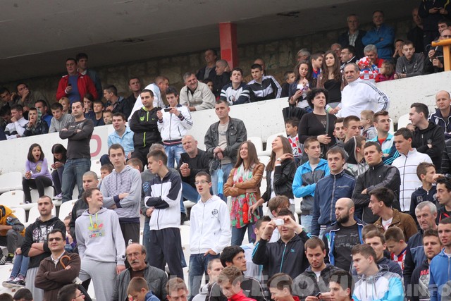 Vatreni u Mostaru