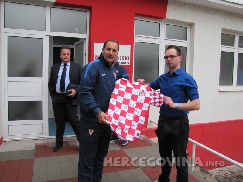 Vatreni u Mostaru