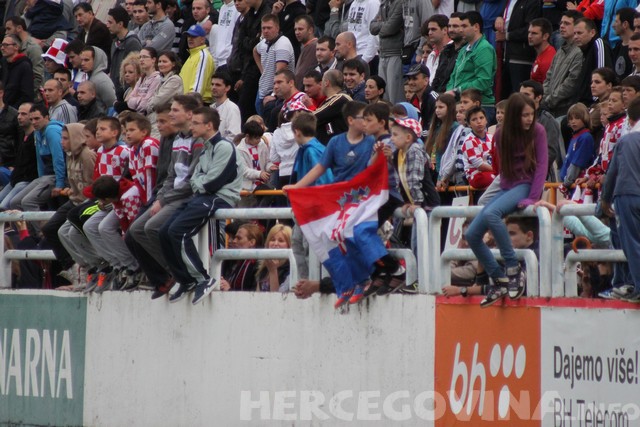 Vatreni u Mostaru
