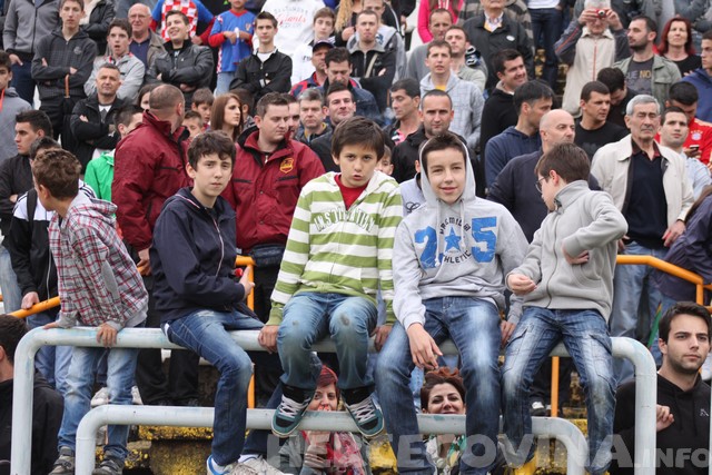 Vatreni u Mostaru