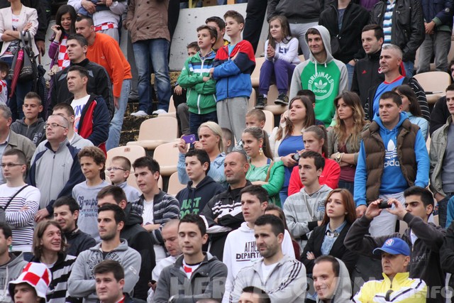 Vatreni u Mostaru