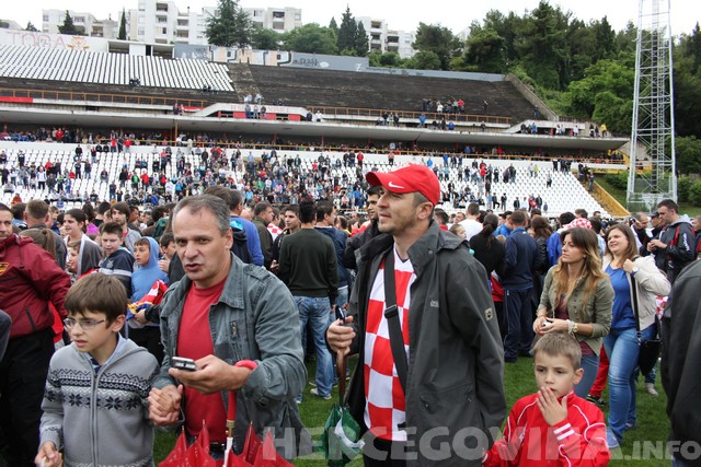 Vatreni u Mostaru