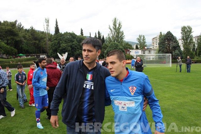 Vatreni u Mostaru