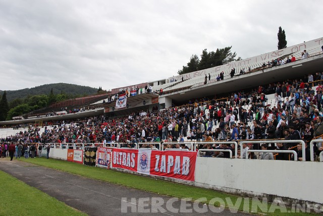 Vatreni u Mostaru