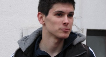 Bivši Plemić odlazi  na Island