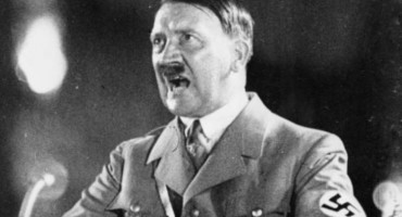 Je li FBI upravo objavio da je Hitler ipak preživio rat?