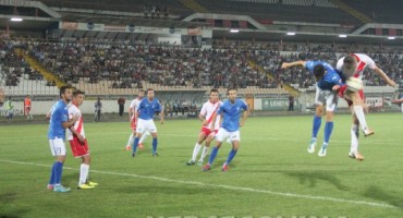 FK Željezničar, trening, dugovanja