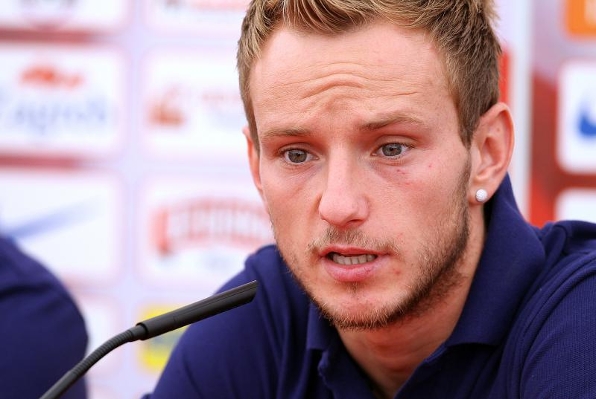 Ivan Rakitić proglašen je najboljim igračem Seville za prošlu sezonu u izboru navijačke udruge svog kluba