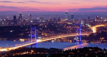 Dvoje ranjenih u eksploziji u istambulskoj zračnoj luci