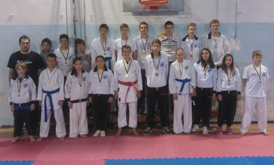 35 medalja za KK Hercegovina u Stocu