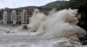 Evakuirali tisuće ljudi  zbog snažnog tajfuna Fitow