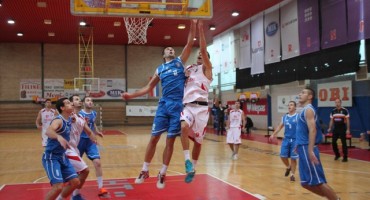 HKK Zrinjski-KK Varda 65:75