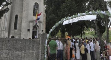 blagaj, Herceg Stjepan Kosača, crkva sv trojstva