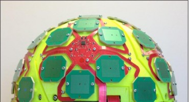 VRay, Novi tip antene, izvor smetnji GPS-a, Multipath, prototipovi VRay-a, unutar kaciga