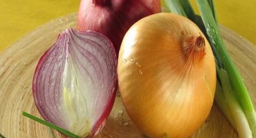 Evo kako ćete izbjeći suze prilikom sjeckanja luka